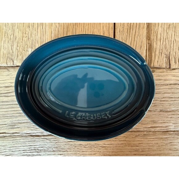 NEW Le Creuset Stoneware Oval Spoon Rest Deep Teal Blue - Picture 1 of 4
